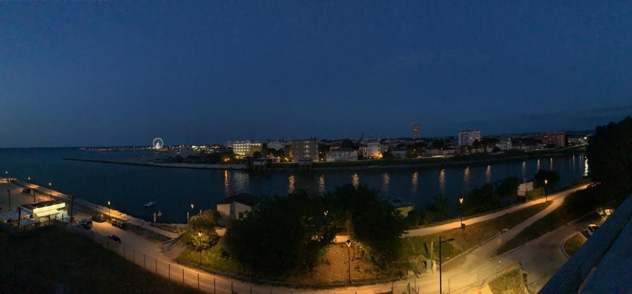 Hotel Laika Rimini Exteriör bild