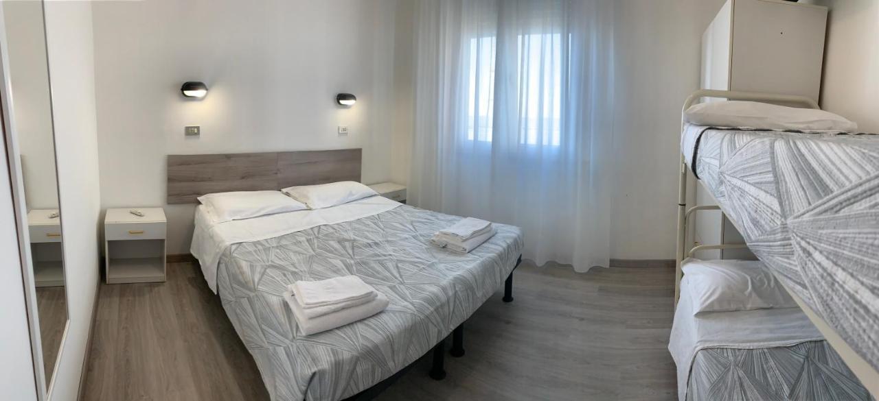Hotel Laika Rimini Exteriör bild