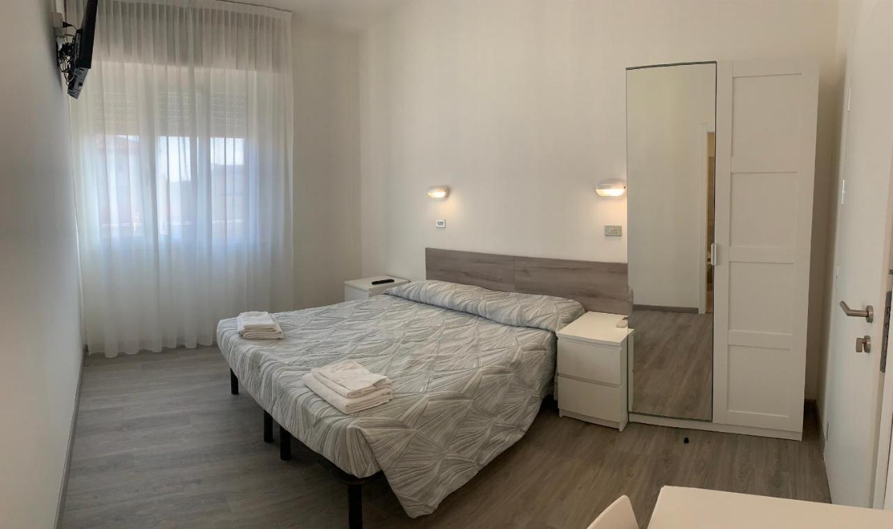 Hotel Laika Rimini Exteriör bild